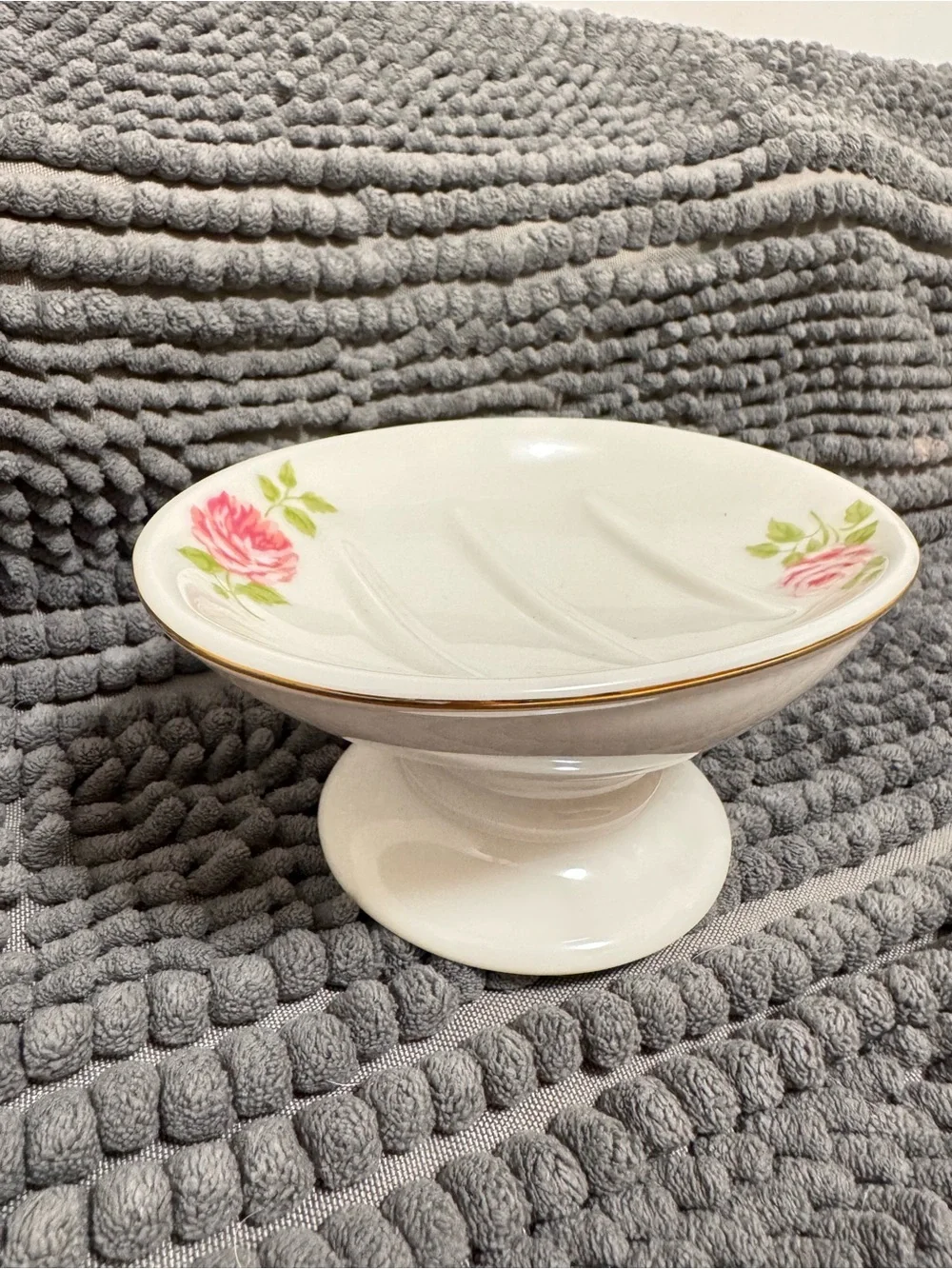 Martha Stewart Everyday Ceramic Soap Dish Pink Rose Cottagecore Bathroom Decor